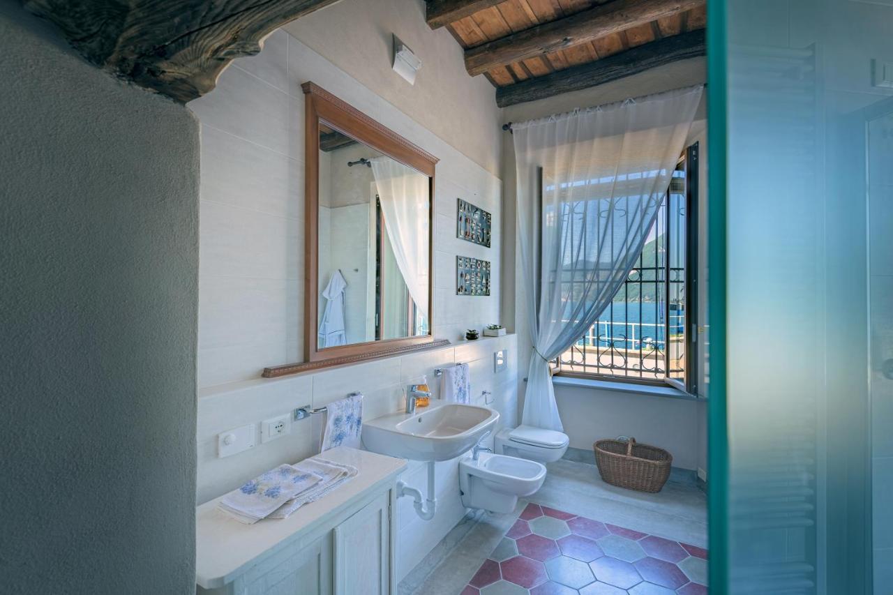 Residenza Di Prestigio In Riva Al Lago Marone Loft Exterior foto
