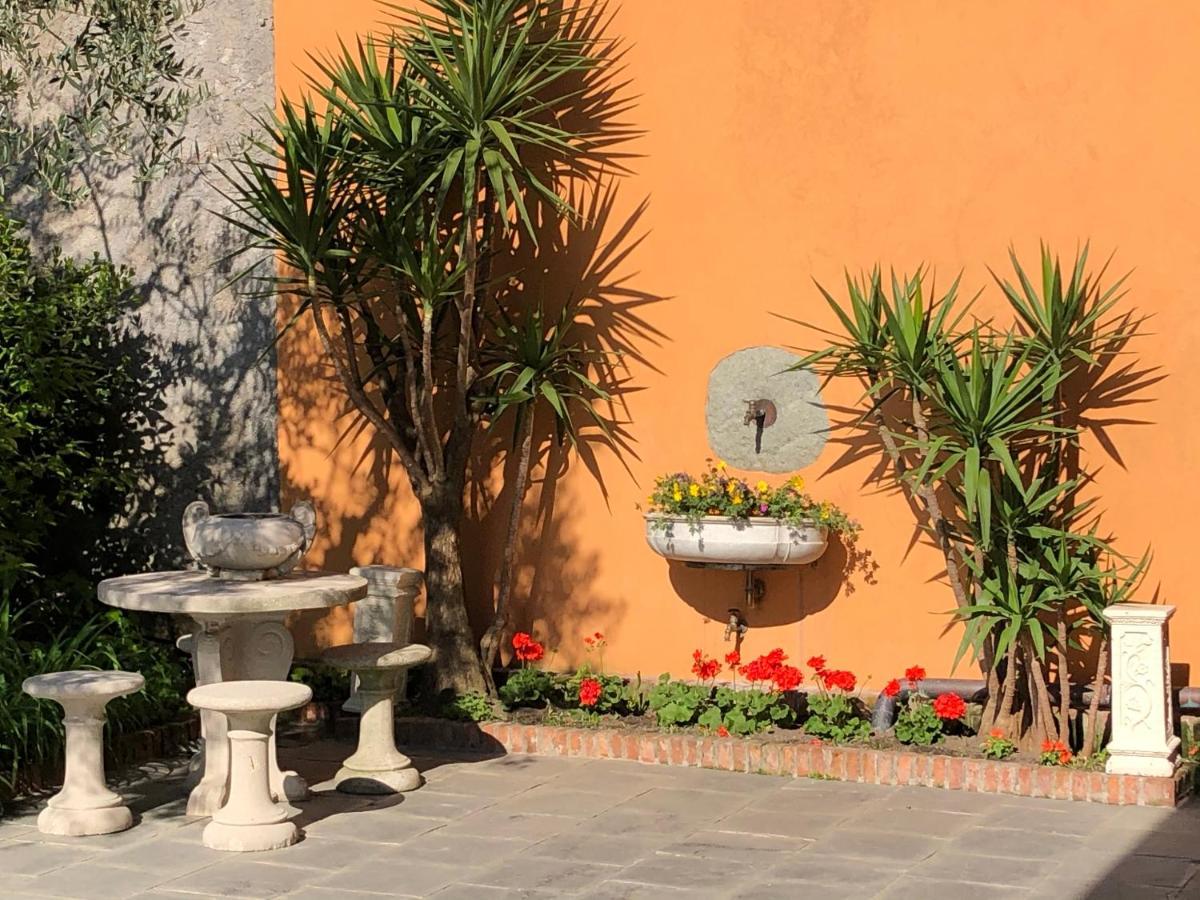 Residenza Di Prestigio In Riva Al Lago Marone Loft Exterior foto